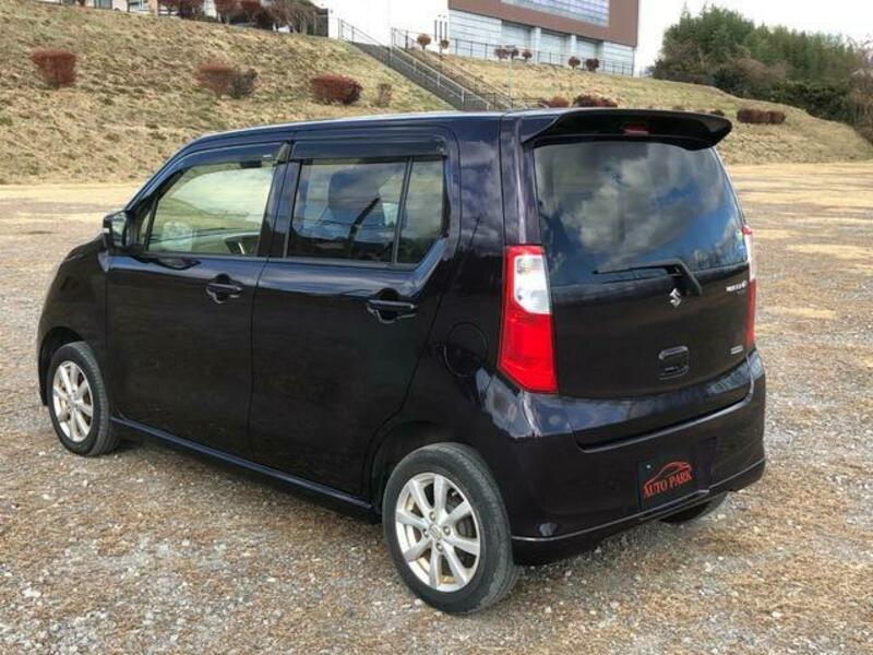 WAGON R