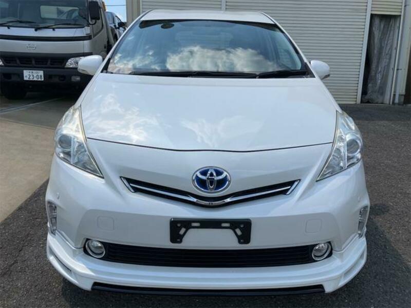 PRIUS ALPHA