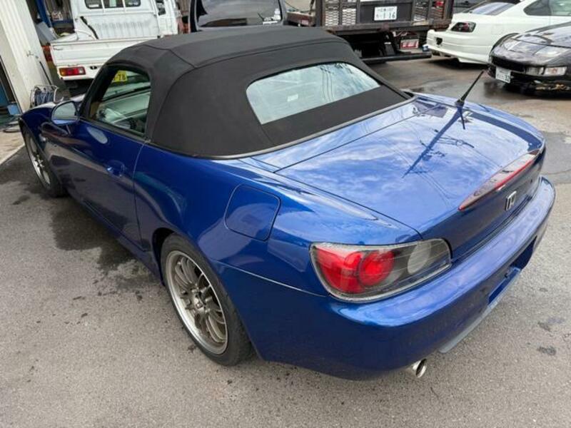 S2000