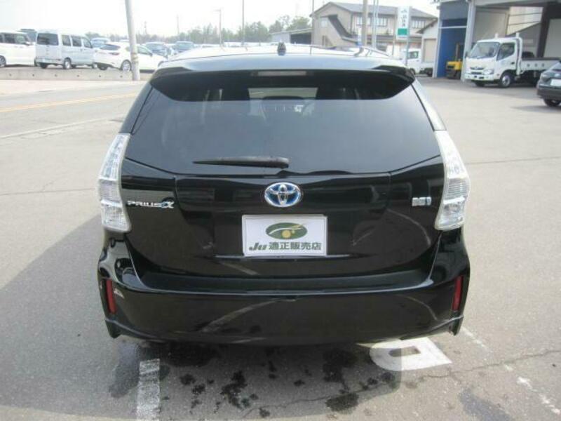 PRIUS ALPHA