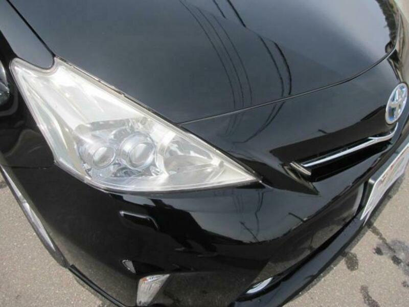 PRIUS ALPHA