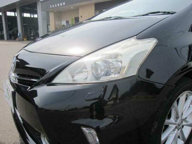 PRIUS ALPHA
