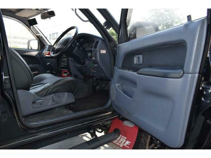 HILUX SURF