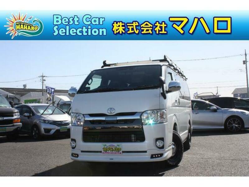 TOYOTA HIACE VAN