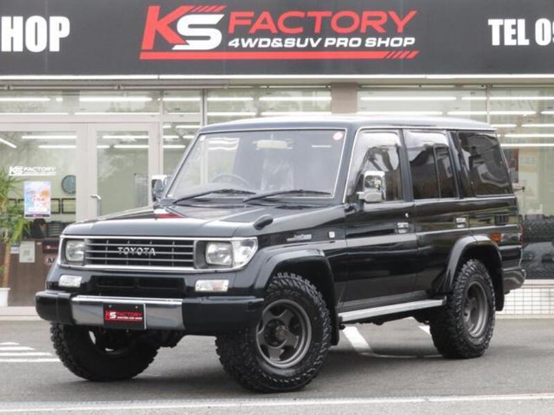 TOYOTA LAND CRUISER PRADO