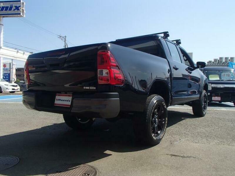 HILUX
