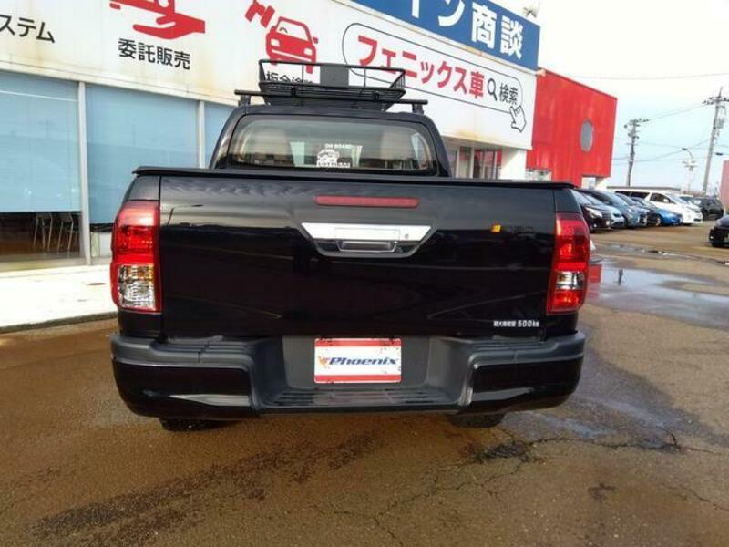 HILUX