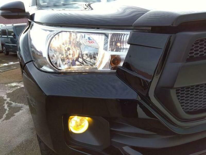 HILUX