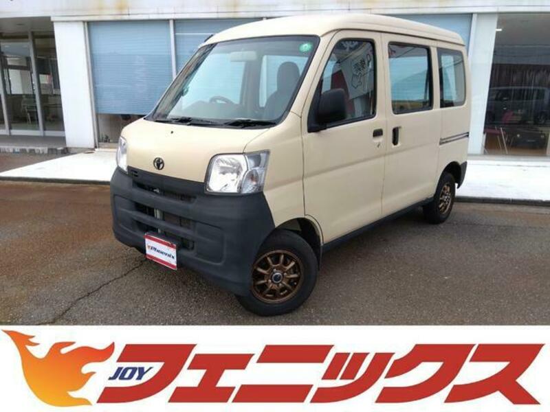 TOYOTA PIXIS VAN
