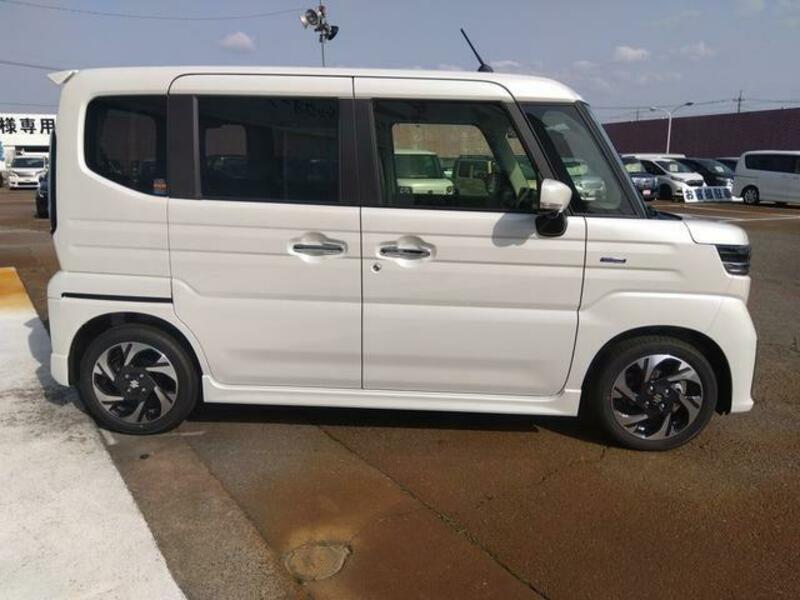 SPACIA CUSTOM