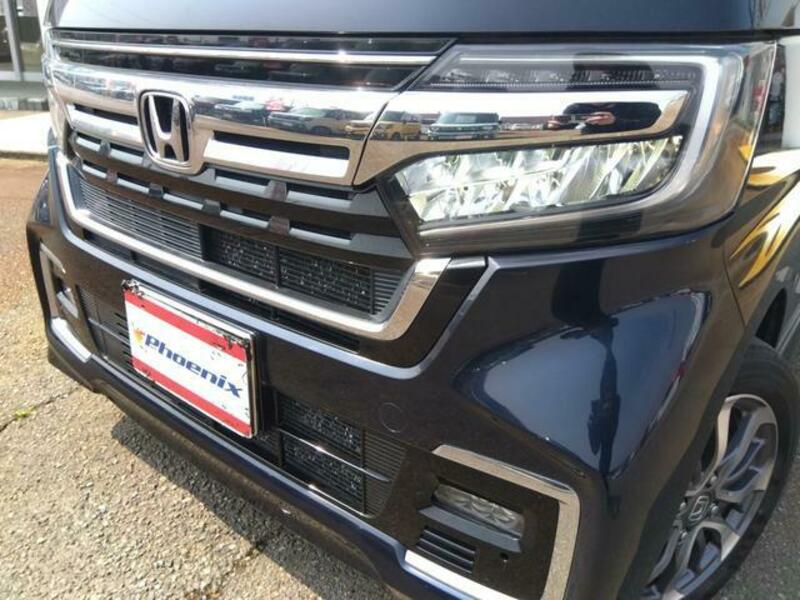 N BOX CUSTOM