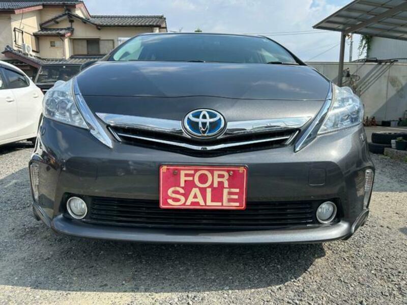 PRIUS ALPHA