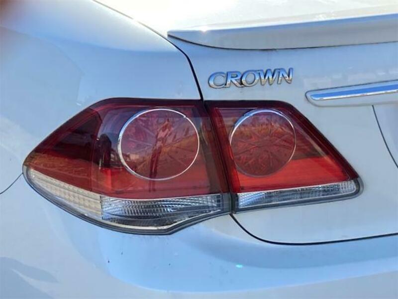 CROWN