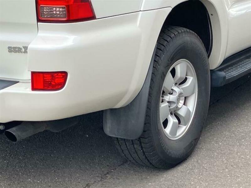 HILUX SURF