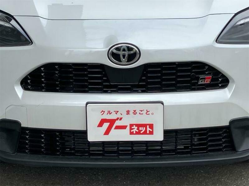 YARIS CROSS