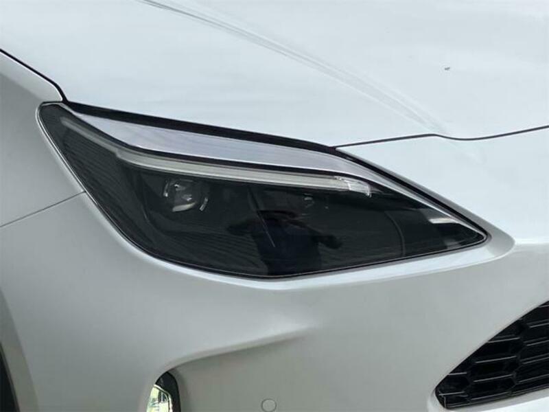 YARIS CROSS