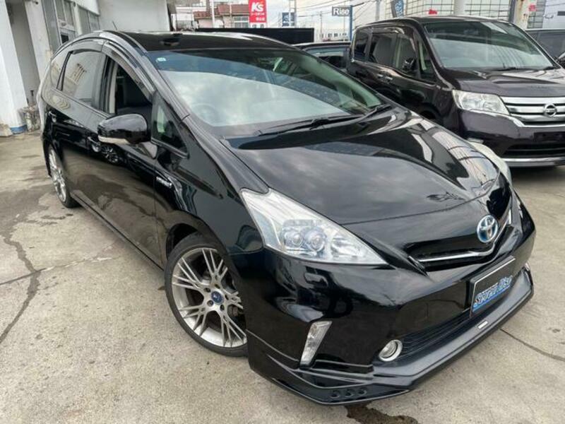 PRIUS ALPHA