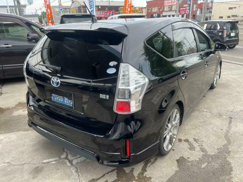 PRIUS ALPHA