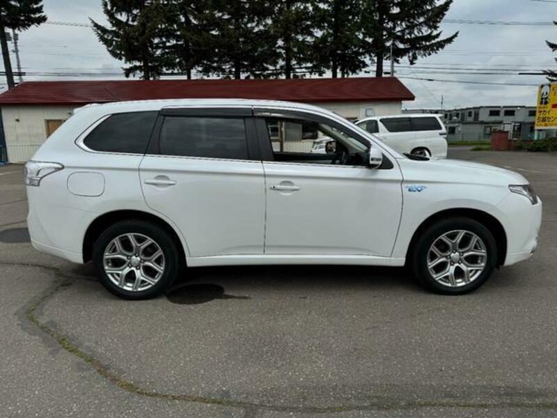 OUTLANDER PHEV