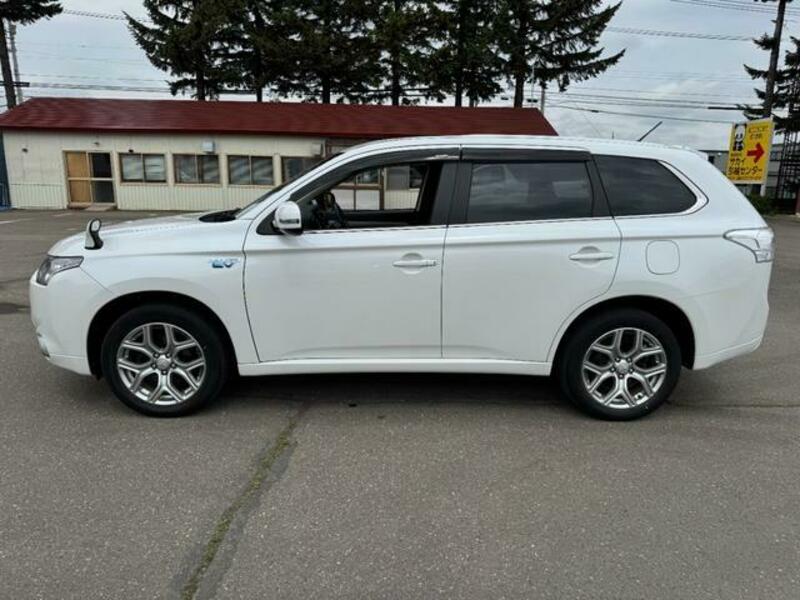 OUTLANDER PHEV