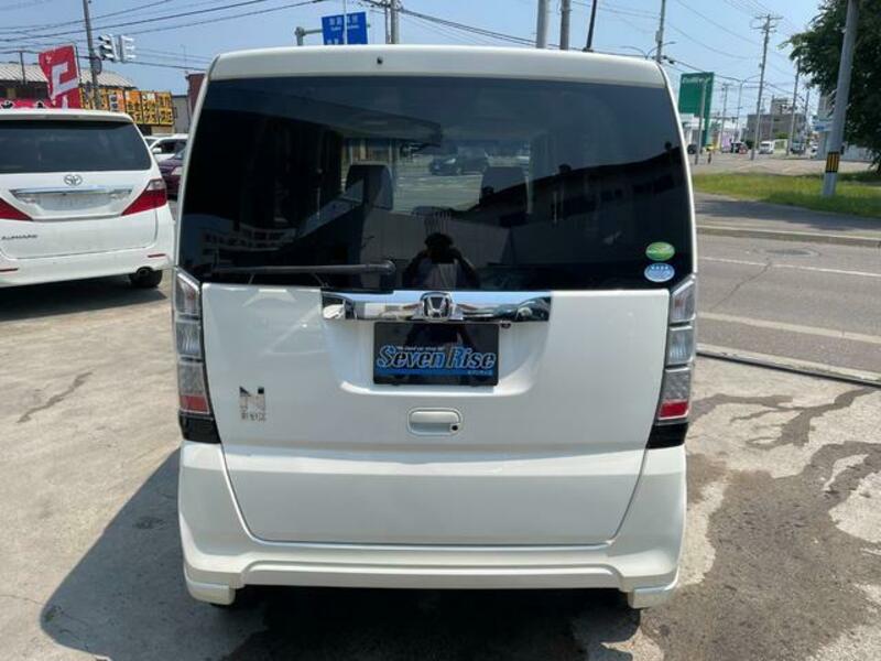 N BOX