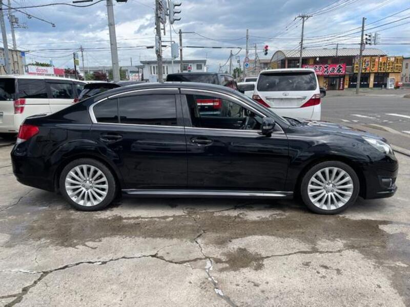 LEGACY B4