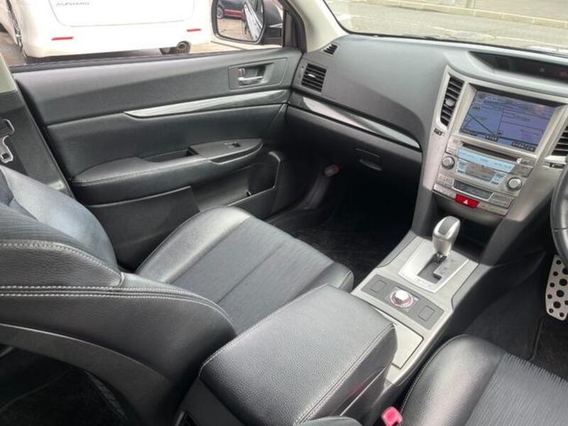 LEGACY B4
