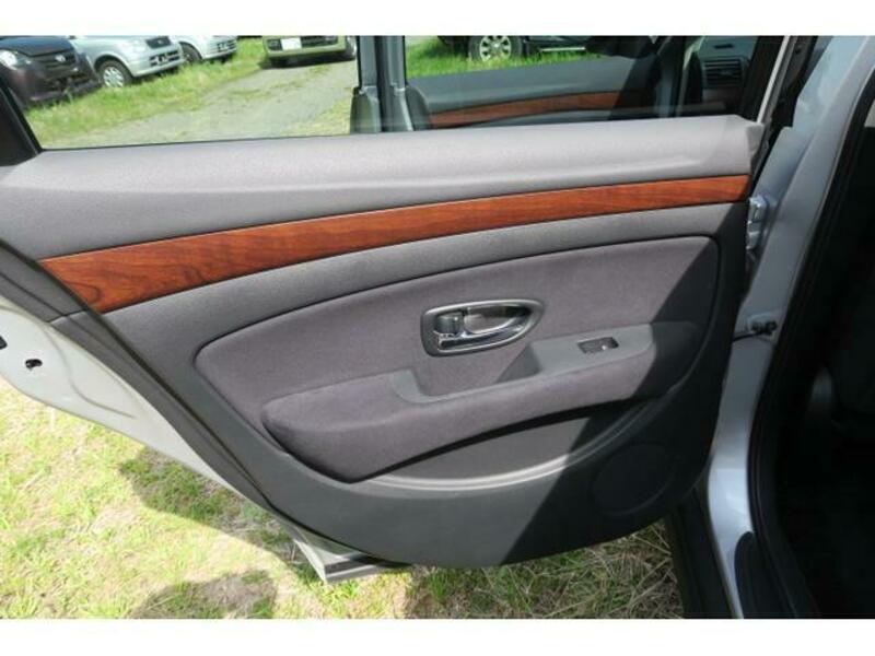 BLUEBIRD SYLPHY