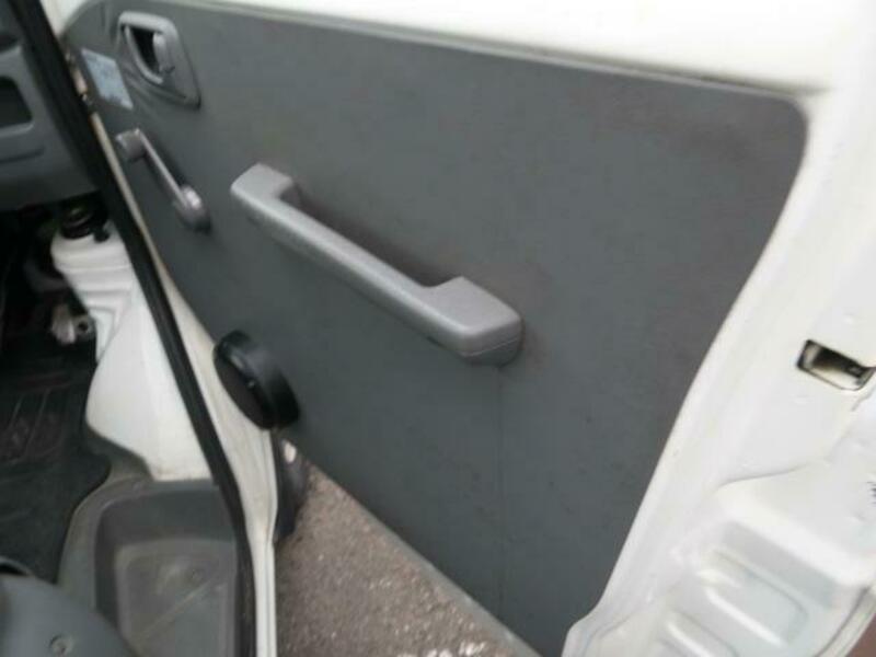 MINICAB TRUCK