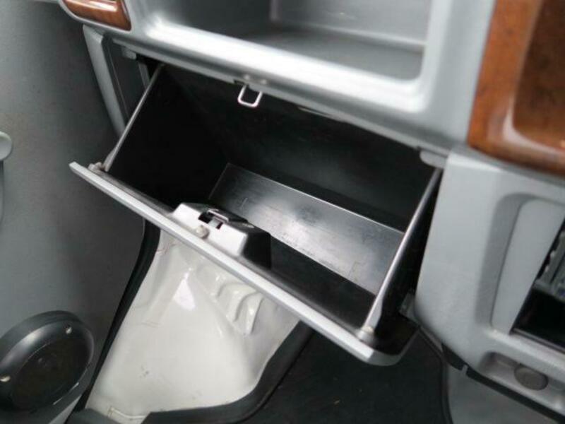 MINICAB TRUCK