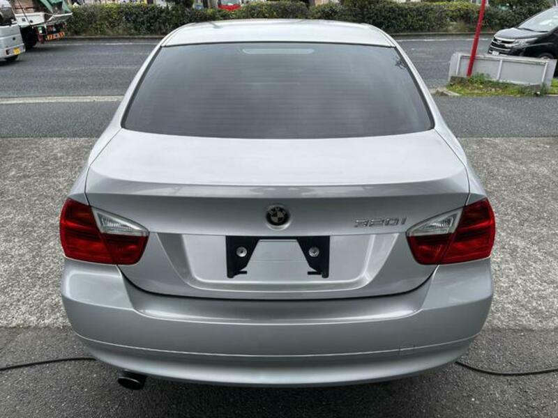 3 SERIES