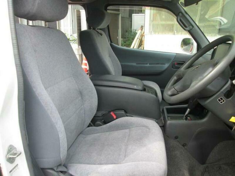 HIACE WAGON