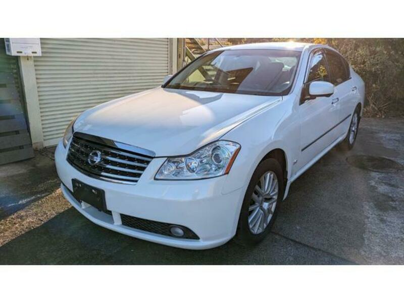 NISSAN FUGA