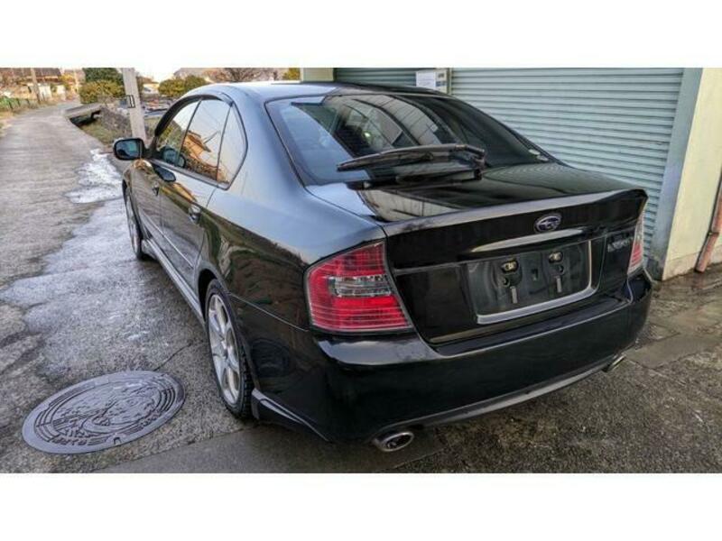 LEGACY B4