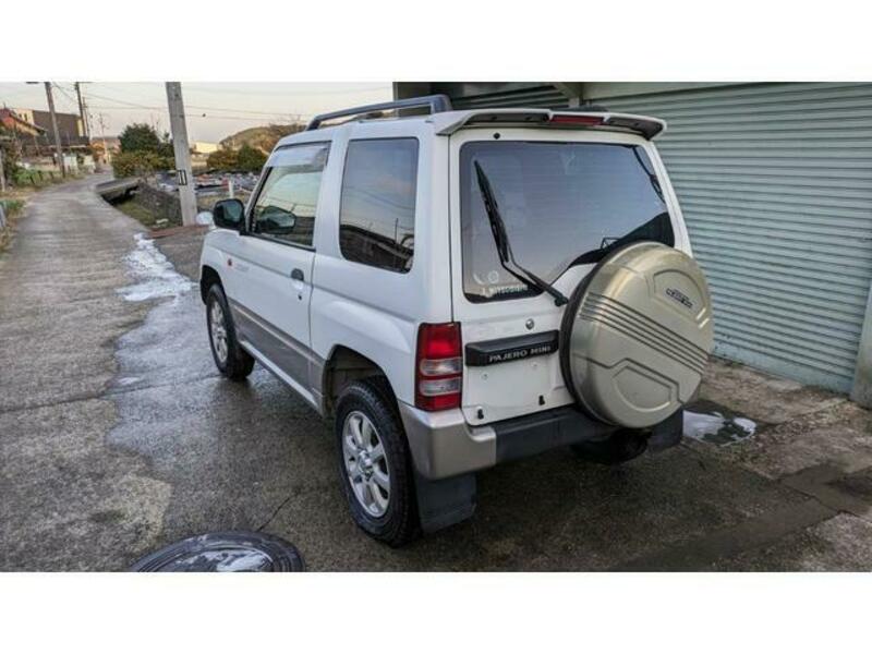 PAJERO MINI