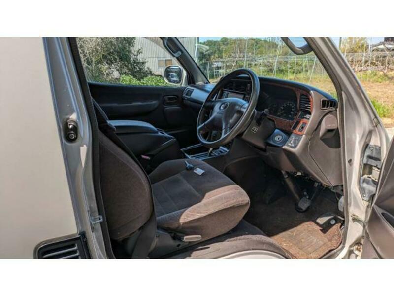 HIACE WAGON