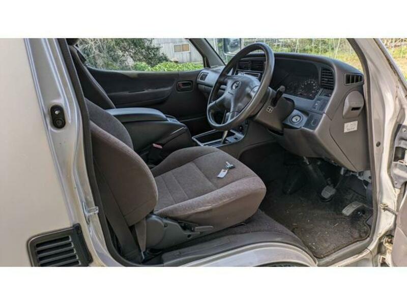 HIACE WAGON