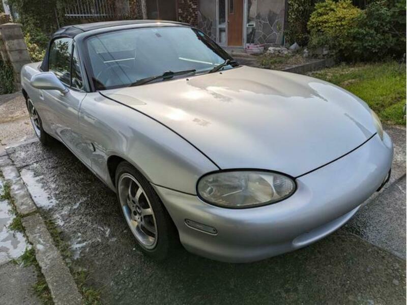 ROADSTER