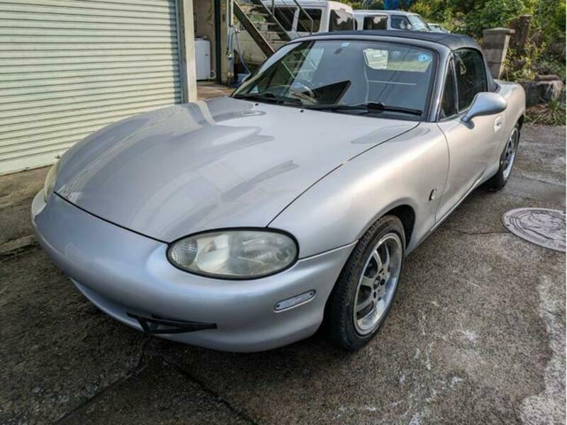 MAZDA ROADSTER