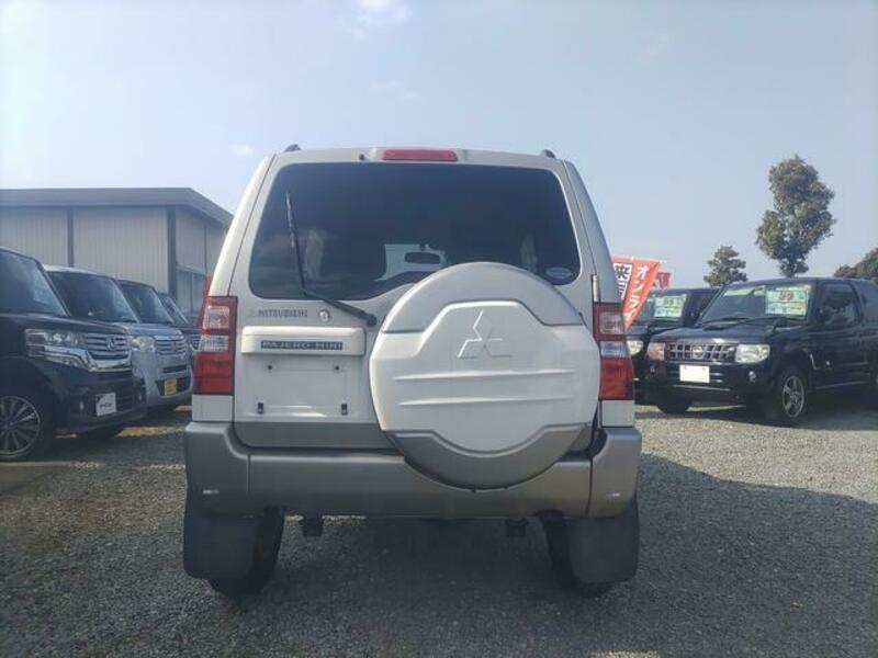 PAJERO MINI
