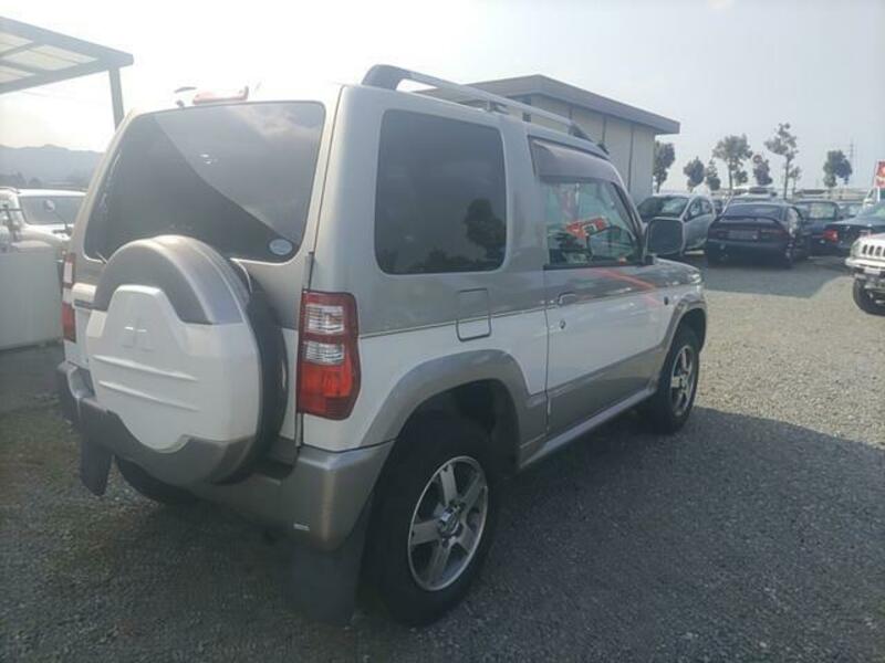 PAJERO MINI