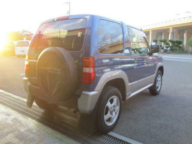PAJERO MINI