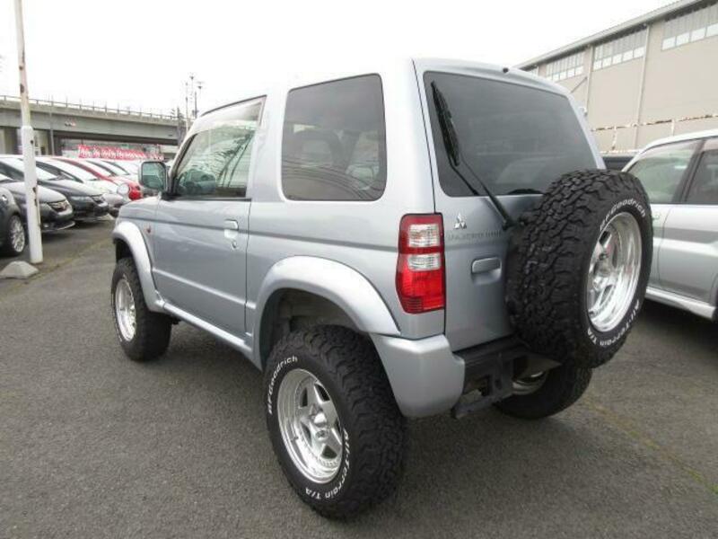 PAJERO MINI