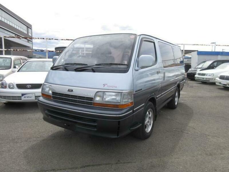 TOYOTA HIACE WAGON