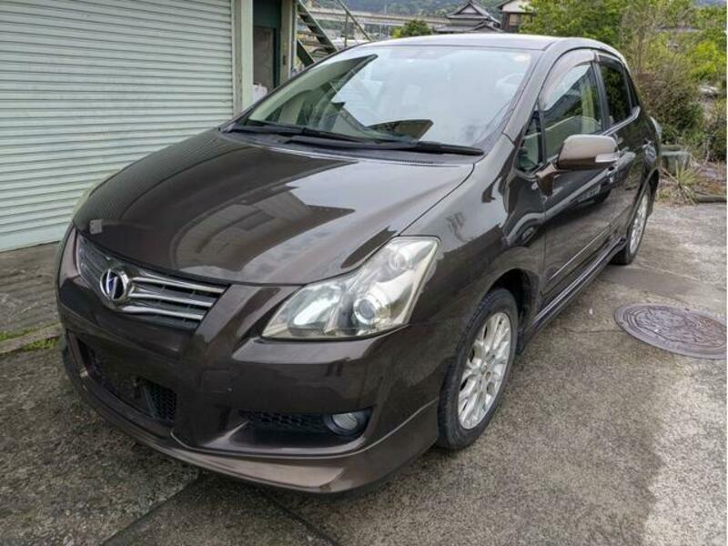 TOYOTA BLADE