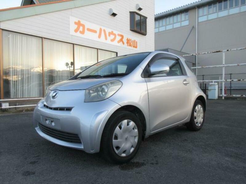 TOYOTA IQ