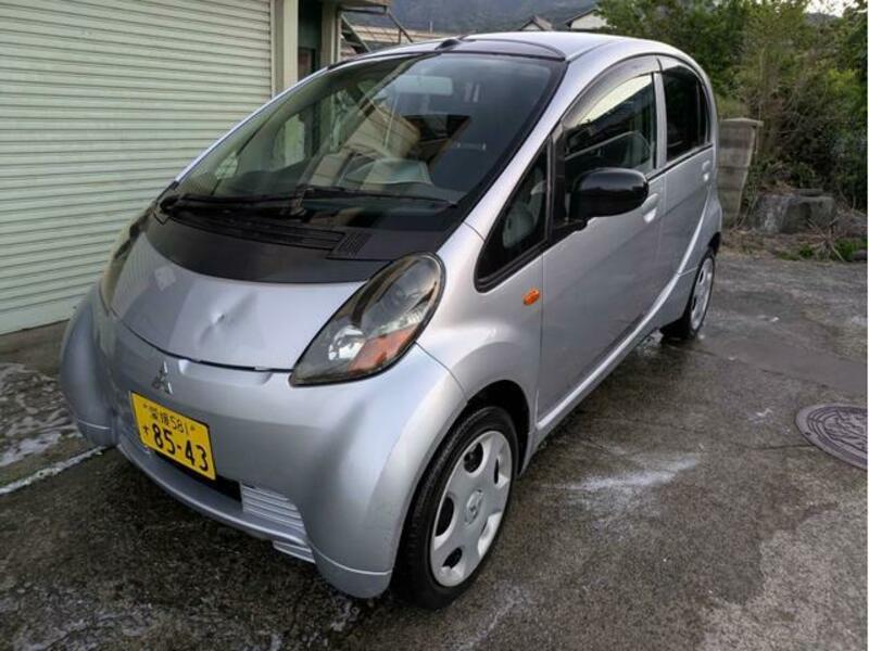 MITSUBISHI I