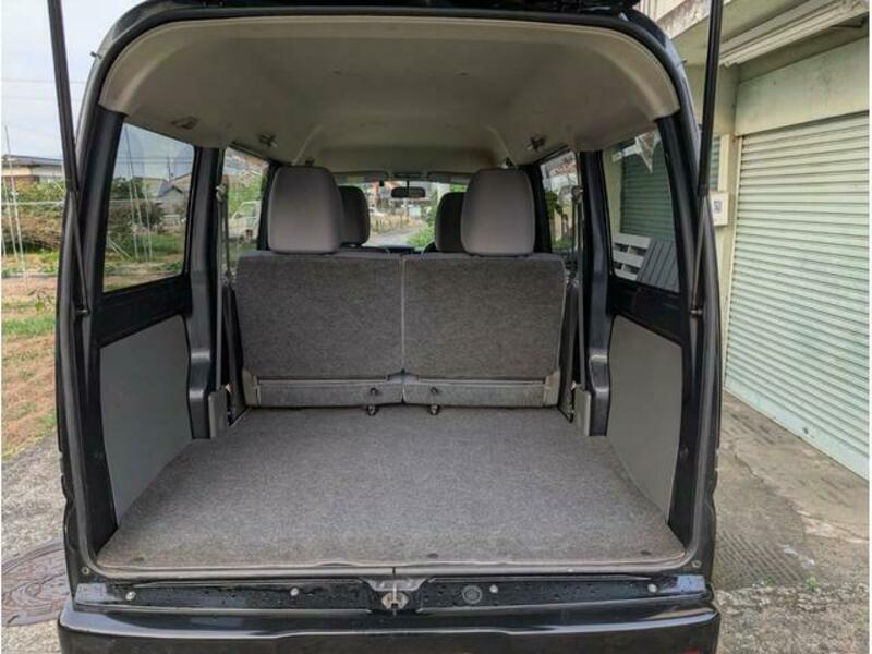 MINICAB VAN