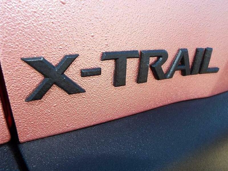 X-TRAIL
