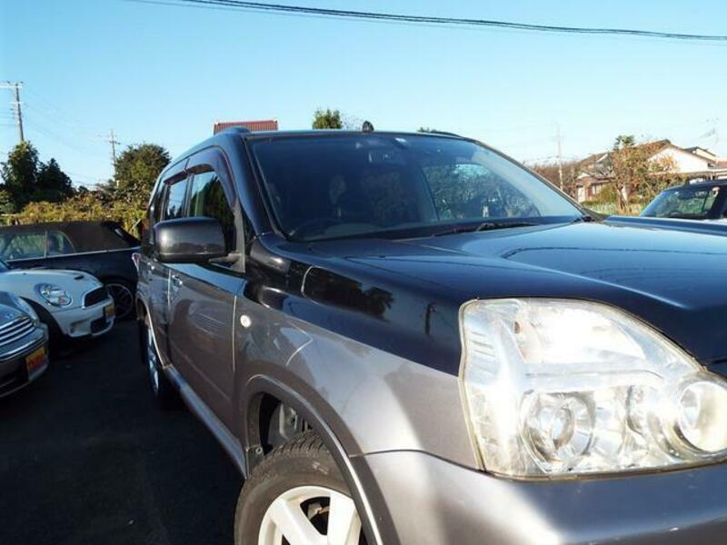 X-TRAIL